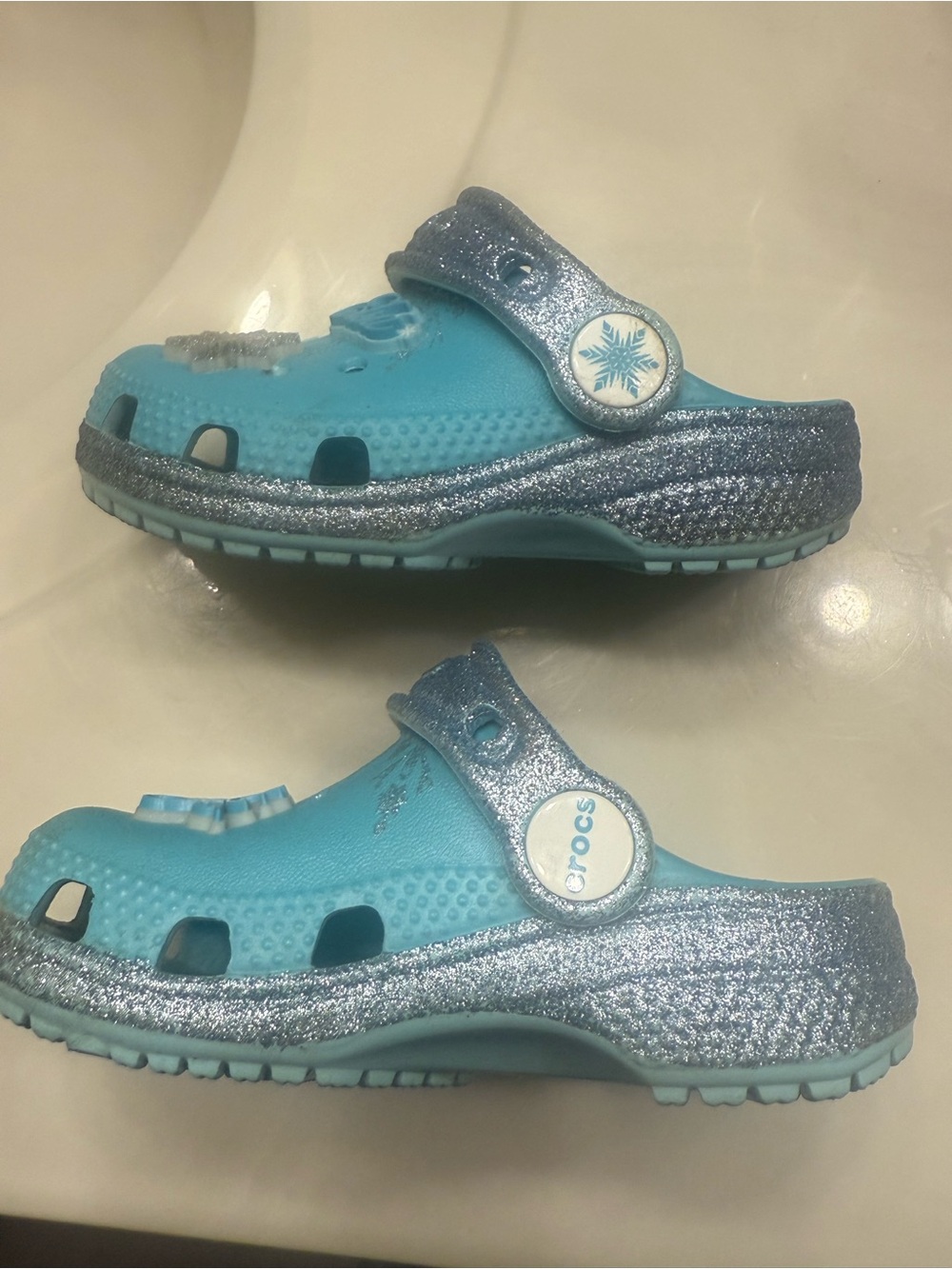 CROCS Frozen Kids Light Blue Frozen Elsa Clog Sandals - Picture 8 of 8
